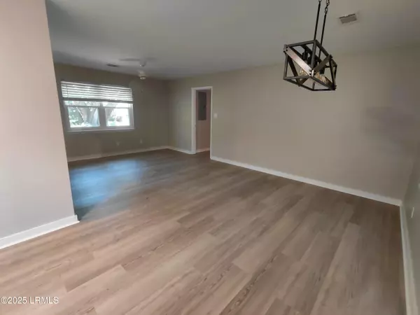 Beaufort, SC 29902,35 Mystic CIR Circle