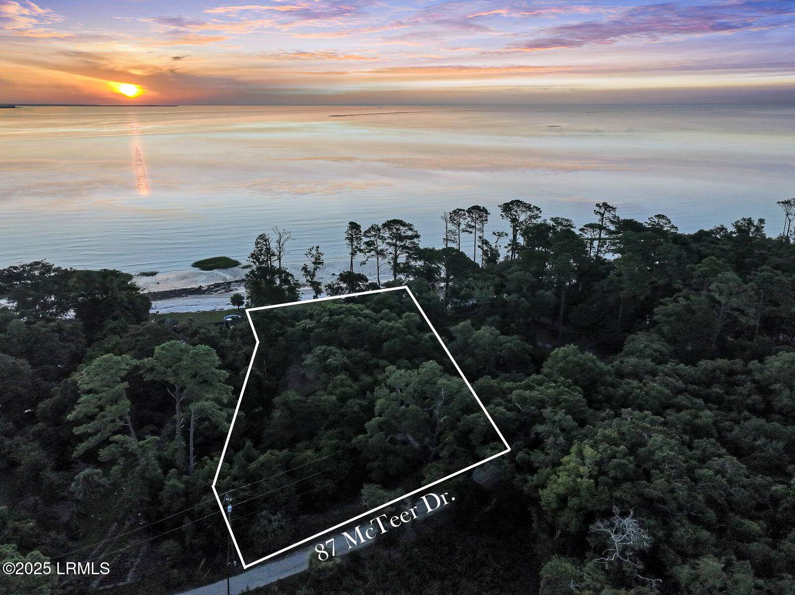 St. Helena Island, SC 29920,87 Mcteer DR Drive