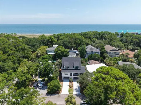 Hilton Head Island, SC 29928,8 Moonshell RD Road
