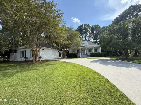 6 Grande Oaks WAY Way, Beaufort, SC 29907