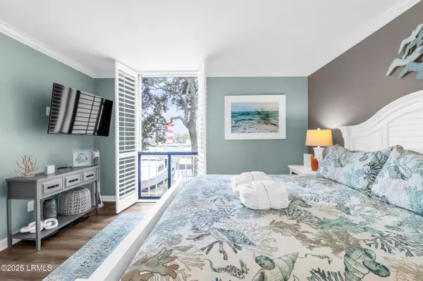 Hilton Head Island, SC 29928,18 Lighthouse LN Lane