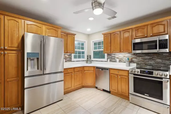 Hilton Head Island, SC 29928,70 Shipyard DR Drive