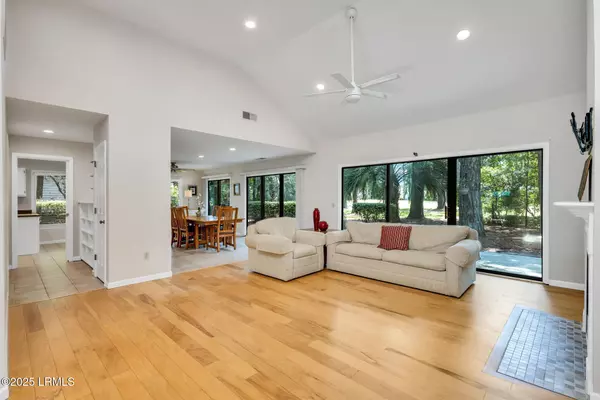 Bluffton, SC 29910,232 White Oaks CIR Circle