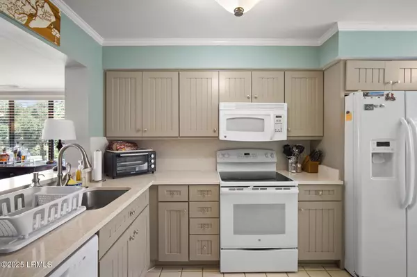 Hilton Head Island, SC 29928,15 Deallyon AVE Avenue