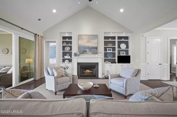 Bluffton, SC 29910,48 Fish Dancer CT Court