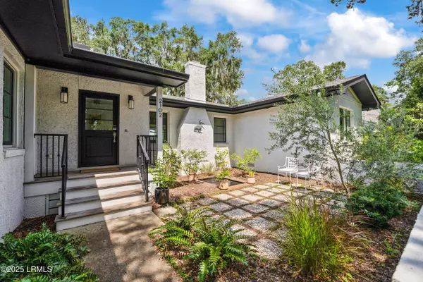 Beaufort, SC 29902,2102 Wilson DR Drive