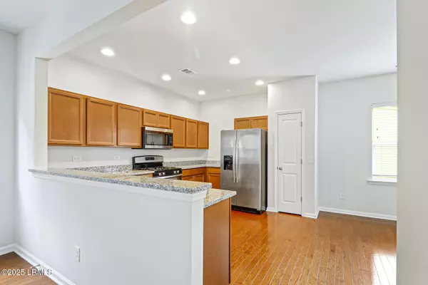 Bluffton, SC 29910,11 Hager RD Road