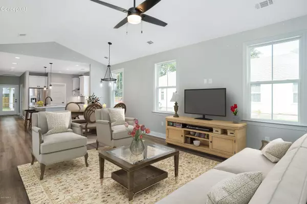 Port Royal, SC 29935,2600 Smilax AVE Avenue