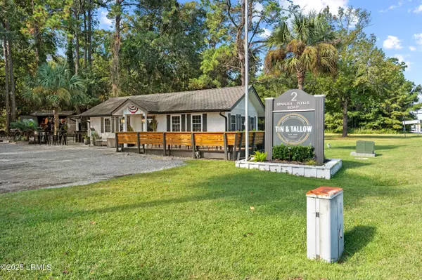 Hilton Head Island, SC 29926,2 Spanish Wells RD Road