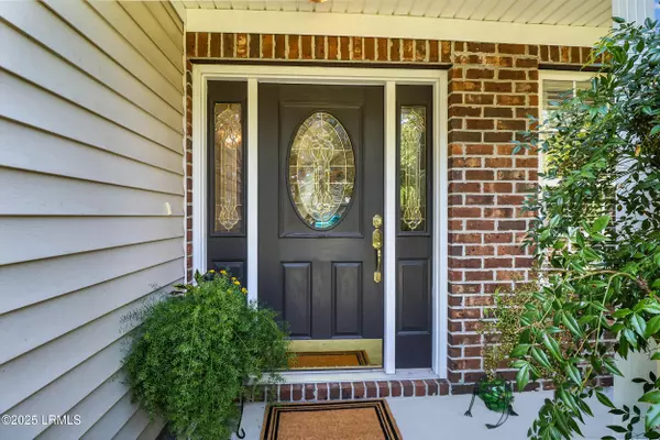 Bluffton, SC 29910,136 Lake Linden DR Drive