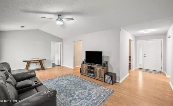 Yemassee, SC 29945,219 Salkehatchie RD Road