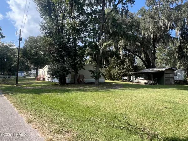 Bluffton, SC 29910,7 Allendale ST Street