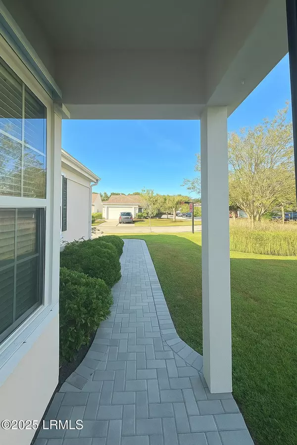 Bluffton, SC 29909,1 Pomegranate LN Lane