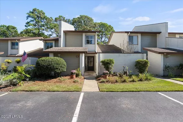 5 Marsh Harbor DR Drive, Beaufort, SC 29907