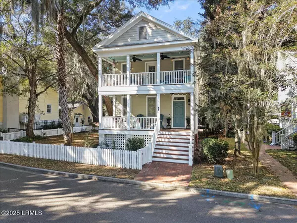 4 Battery Point LN Lane, Beaufort, SC 29902