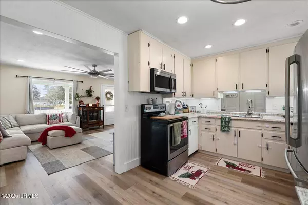 Yemassee, SC 29945,48 Ponderosa DR Drive