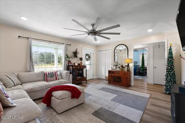 Yemassee, SC 29945,48 Ponderosa DR Drive