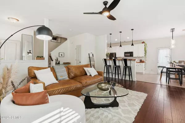 Bluffton, SC 29910,60 Honey Locust AVE Avenue