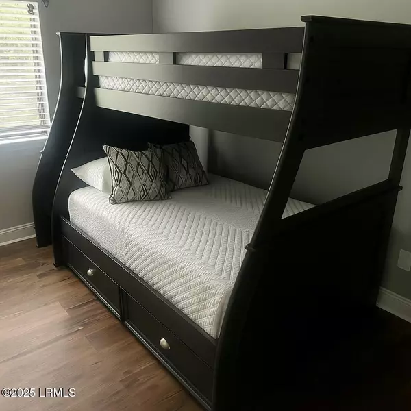 Hilton Head Island, SC 29928,47 Forest Cove RD Road