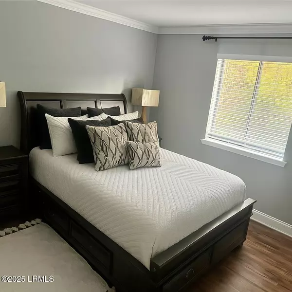 Hilton Head Island, SC 29928,47 Forest Cove RD Road