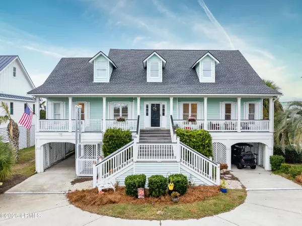 12 Sand Dollar CT Court, Harbor Island, SC 29920