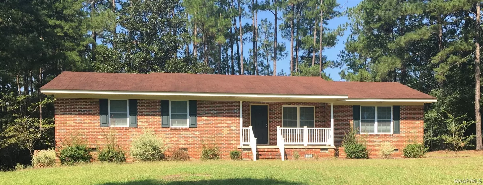 1449 Cherokee LN, Elba, AL 36323