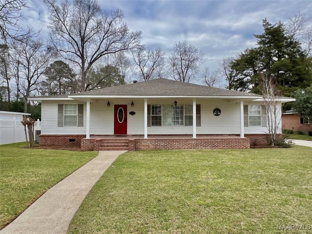 402 W Fulton ST, Hartford, AL 36344