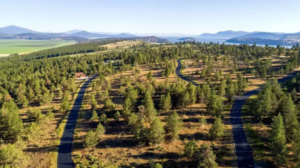 Klamath Falls, OR 97601,986 Beattys Butte DR