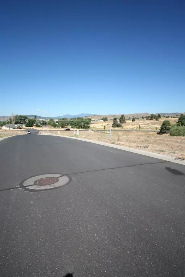 Klamath Falls, OR 97603,5459 Shalynn DR #Lot 5