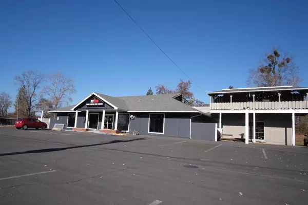 1960 G ST, Grants Pass, OR 97526