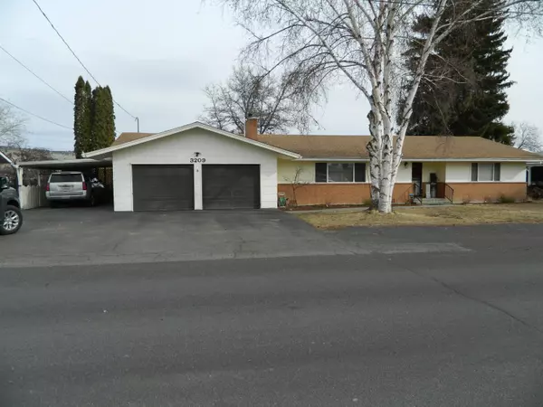 Klamath Falls, OR 97603,3209 Patterson ST