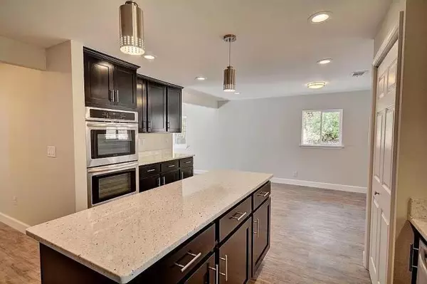 Grants Pass, OR 97527,5252 Tunnel Loop RD