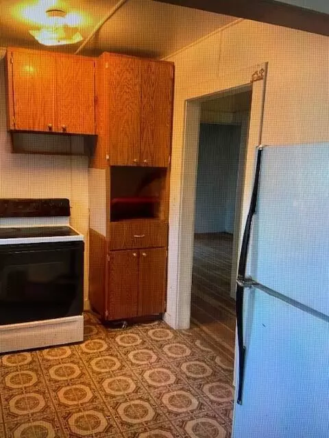 Klamath Falls, OR 97601,2212 Laurel ST