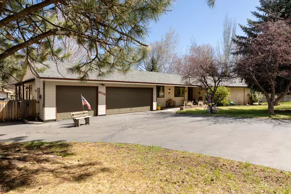 3715 Plum Bush DR, Klamath Falls, OR 97603