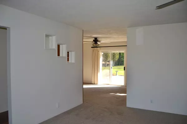 Grants Pass, OR 97527,225 Espey RD