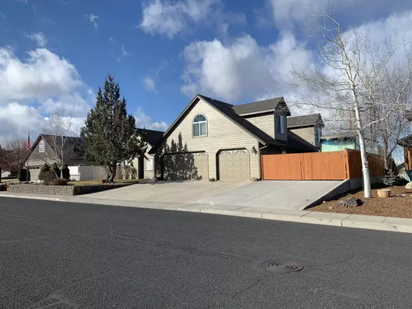 Redmond, OR 97756,3018 Cascade Vista DR