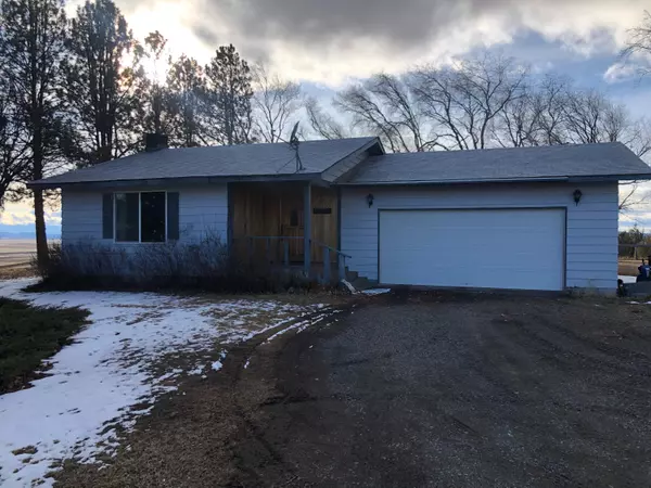 2121 Lower Klamath Lake RD, Klamath Falls, OR 97603