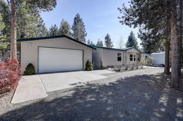 55880 Wood Duck DR, Bend, OR 97707