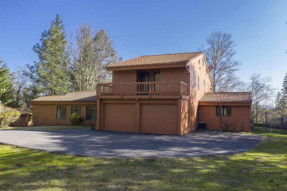 Grants Pass, OR 97526,5449 Hugo RD