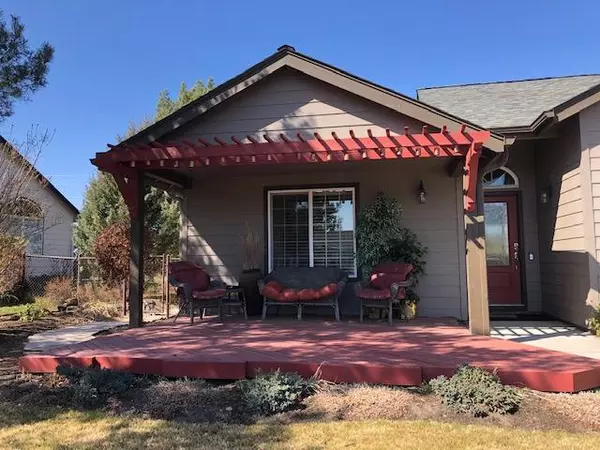 Redmond, OR 97756,2912 Cascade Vista DR