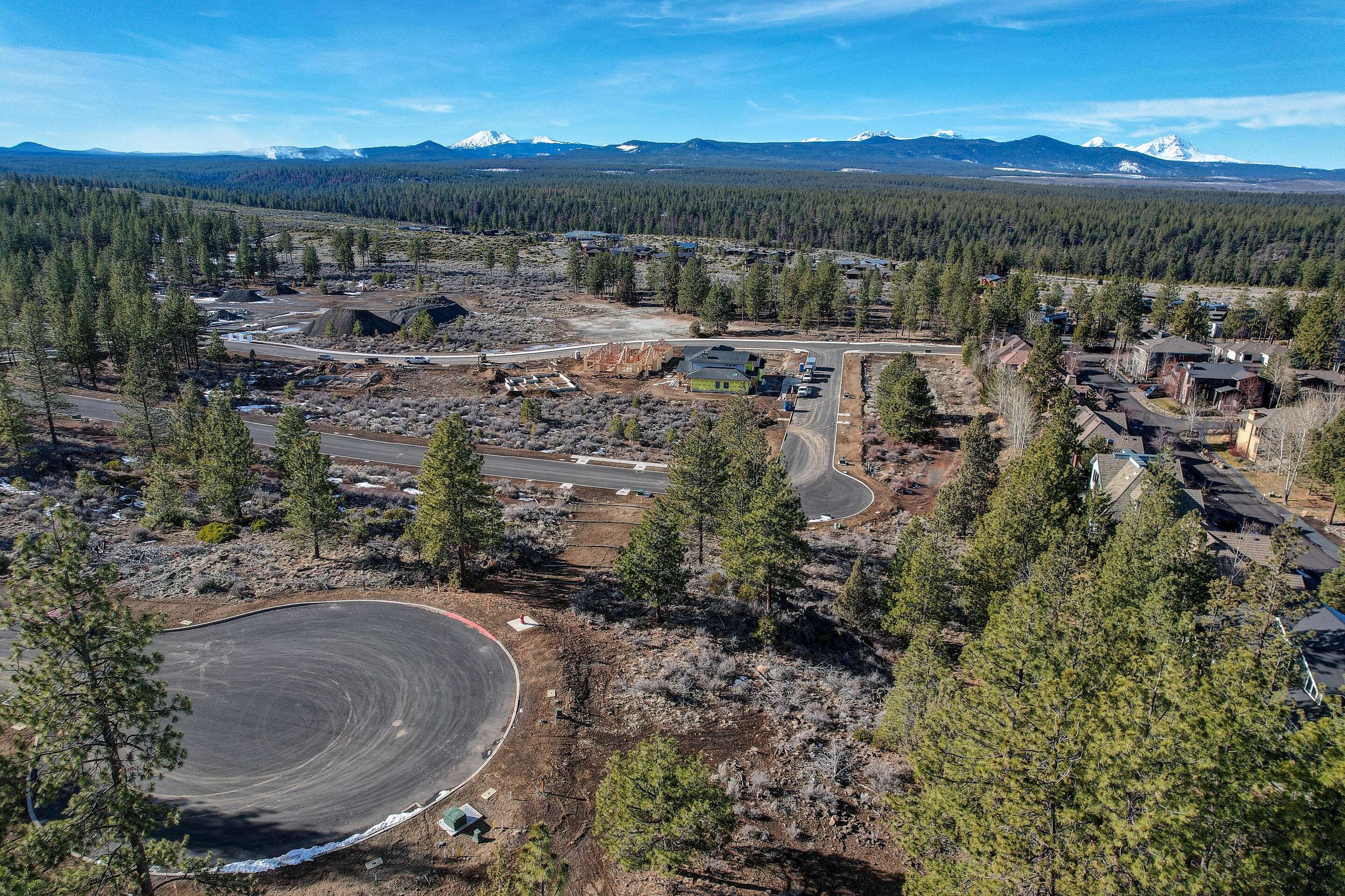 Bend, OR 97703,62589-95 Mt Hood DR