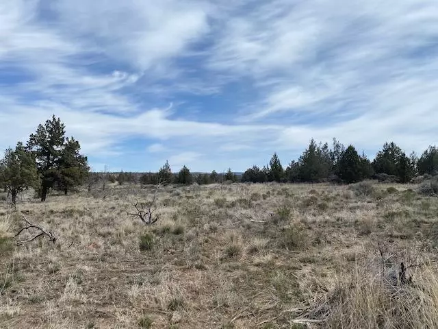 Madras, OR 97741,Lot 7 10th St SE