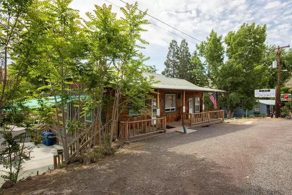 Maupin, OR 97037,206 Elrod AVE
