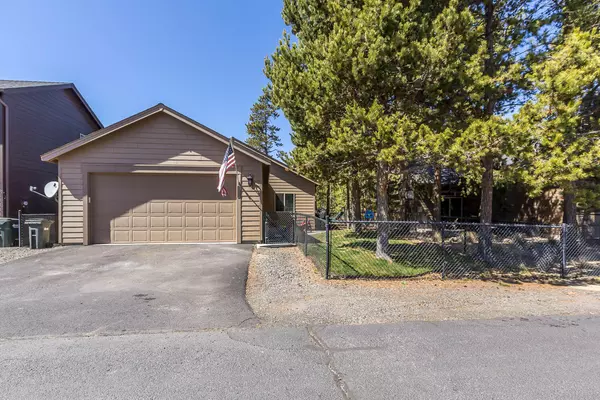 La Pine, OR 97739,51861 Hollinshead PL