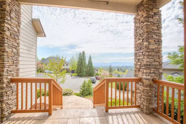 Grants Pass, OR 97526,1484 Jennifer WAY