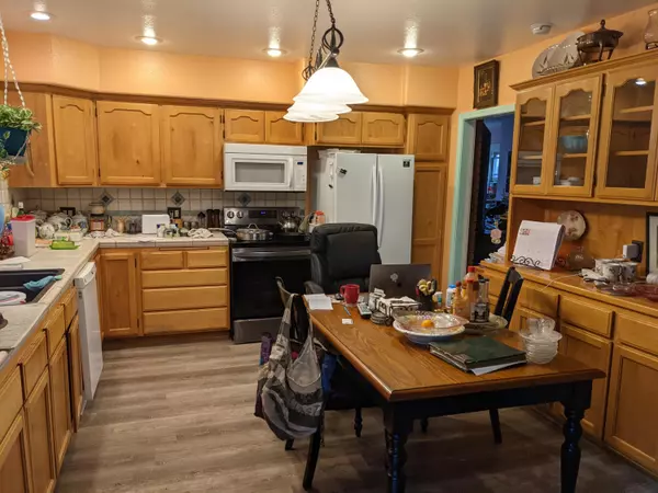 Medford, OR 97501,408 Edwards ST