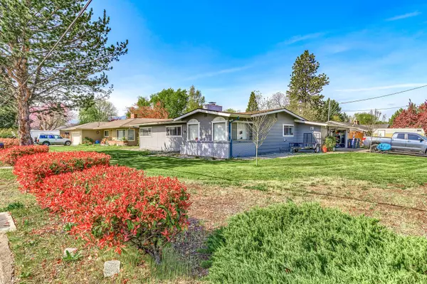 Medford, OR 97504,856 Murphy RD