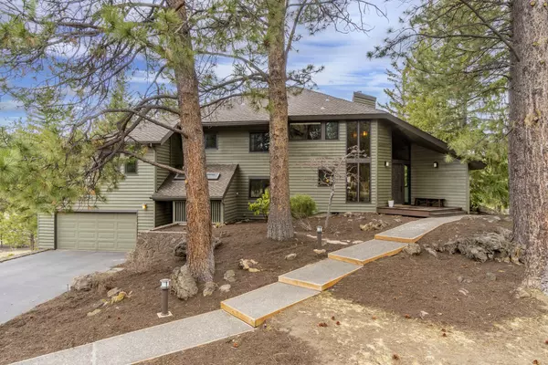 Bend, OR 97702,60010 Ridgeview DR