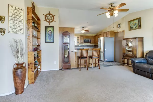 Terrebonne, OR 97760,7390 Robin DR