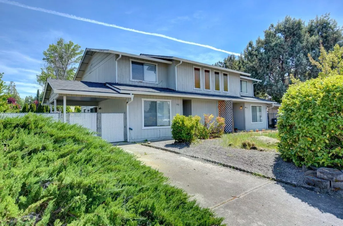 Medford, OR 97504,796-798 Rocky RD
